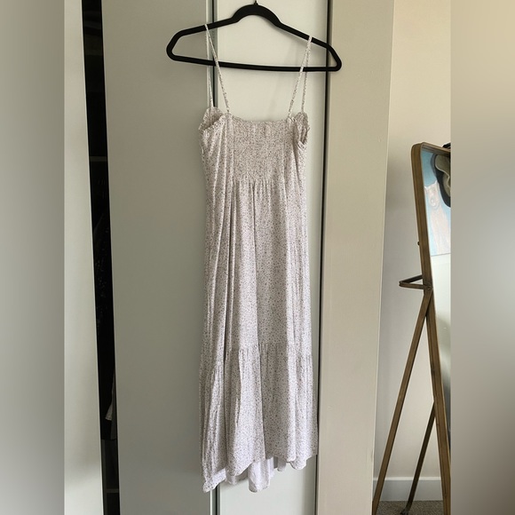 Aritzia Broadway Midi Dress - Picture 3 of 7